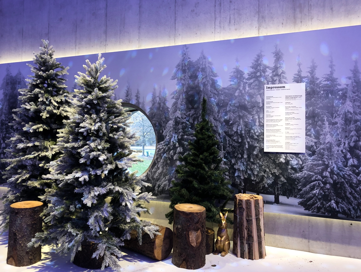 Jährliche Ausstellung Weihnachten & Krippen in winterlicher Weihnachtsstimmung. Schweizerisches Nationalmuseum Zürich. Aussattung und Gestaltungskonzept von Martina Nievergelt