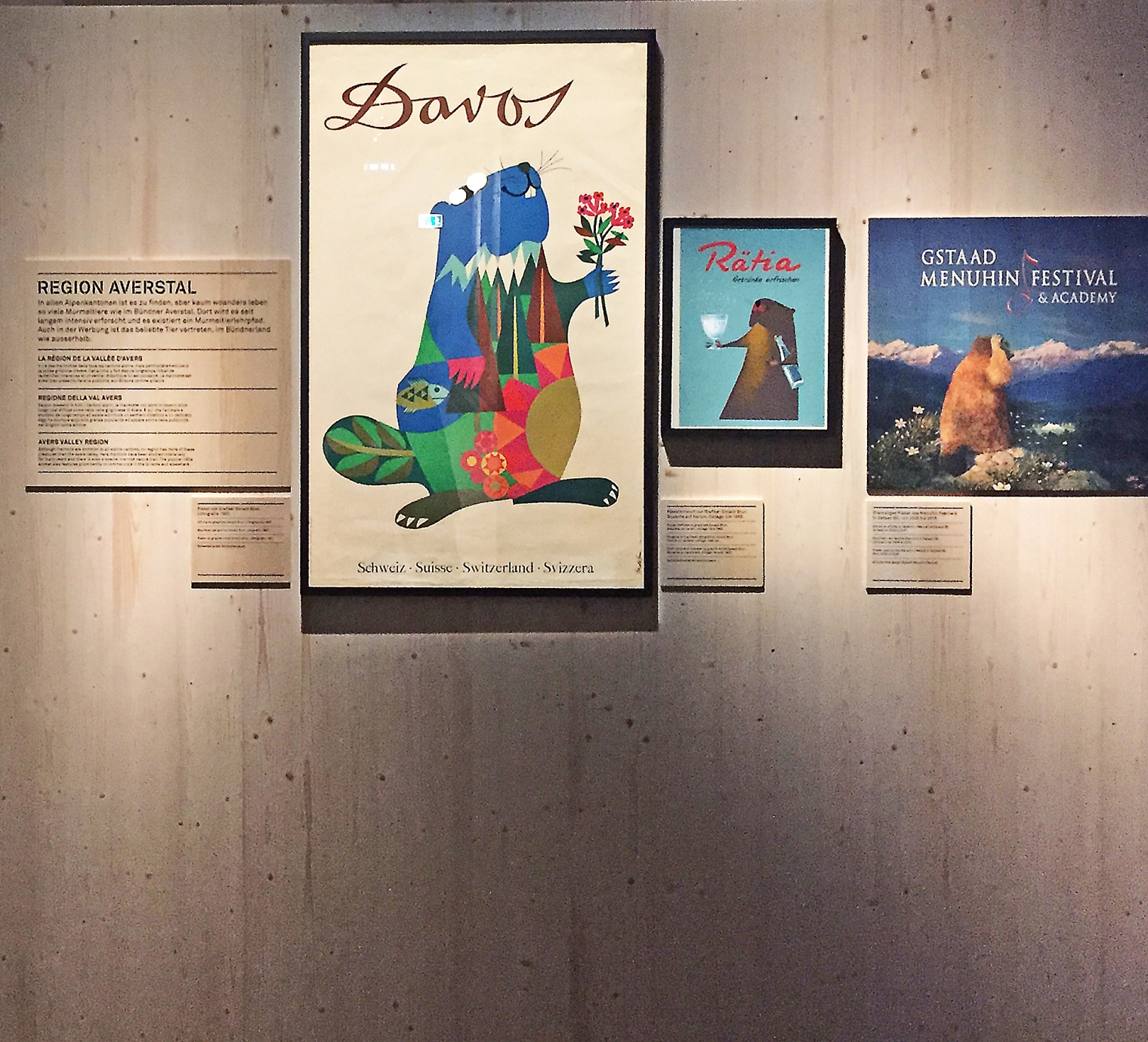 Ausstellung: Tierisch schweizerisch im Schweizerisches Nationalmuseum Zürich. Szenografie und Gestaltungskonzept von Martina Nievergelt